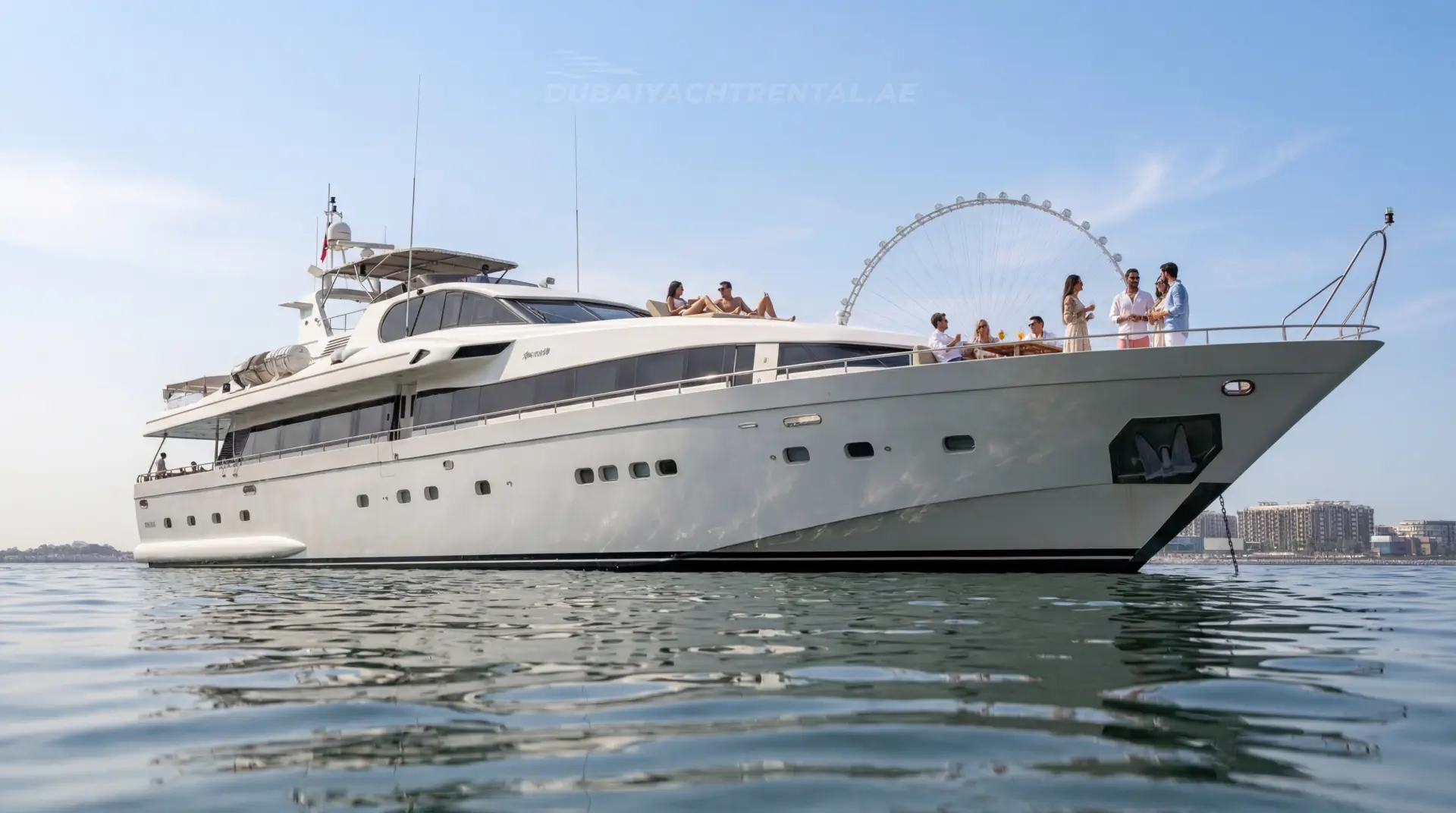 How to Plan a Corporate Event or Team-Building Day on a Yacht in Dubai