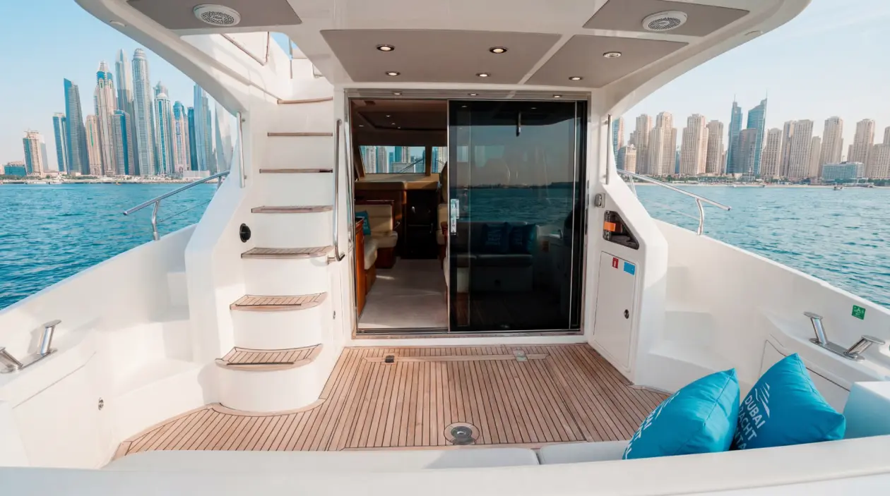 Azimut B-50ft Motor Yacht, built in 2020