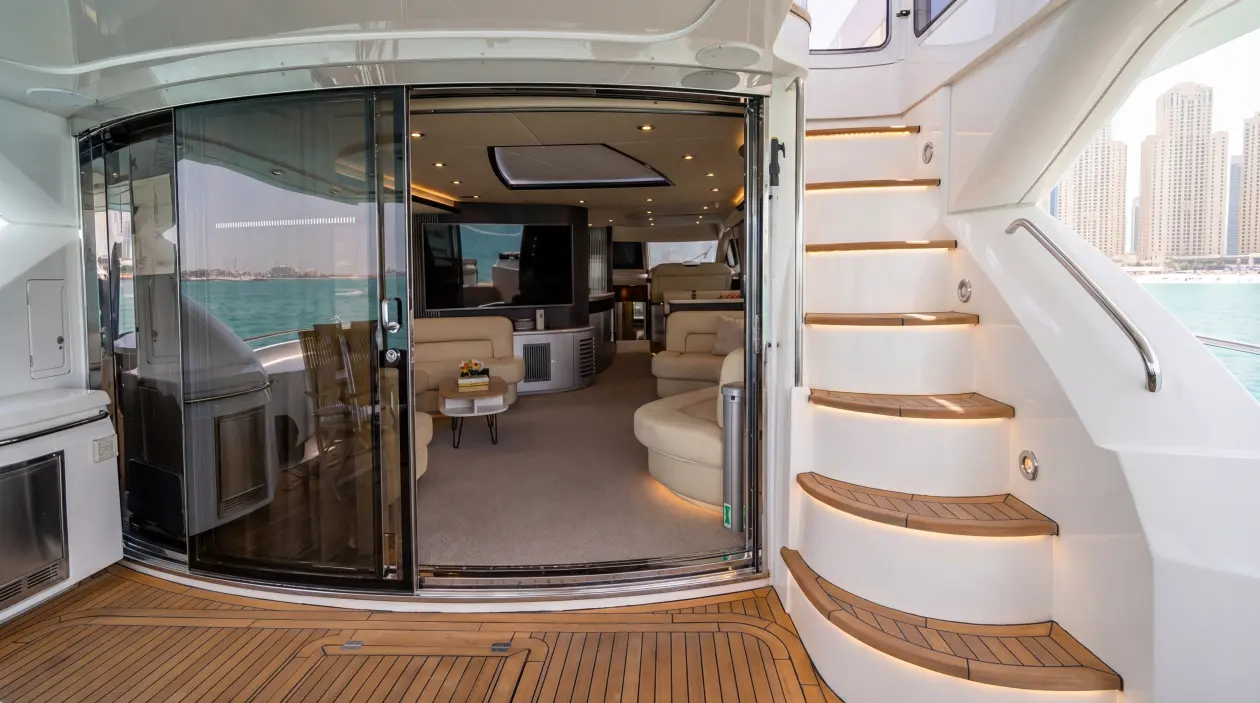 Sunseeker 90ft Motor Yacht, refitted in 2020