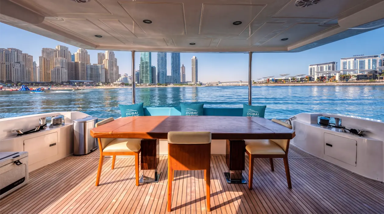 Majesty 77ft Motor Yacht, built in 2014