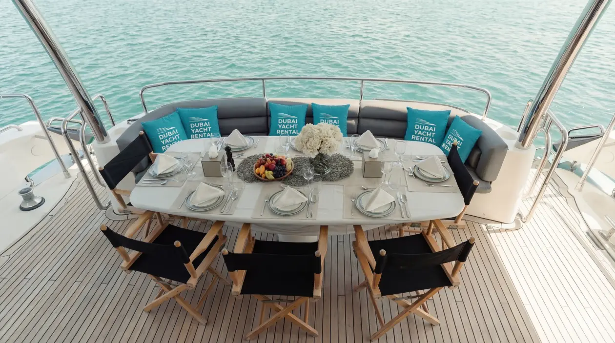 Sunseeker 90ft Motor Yacht, refitted in 2022