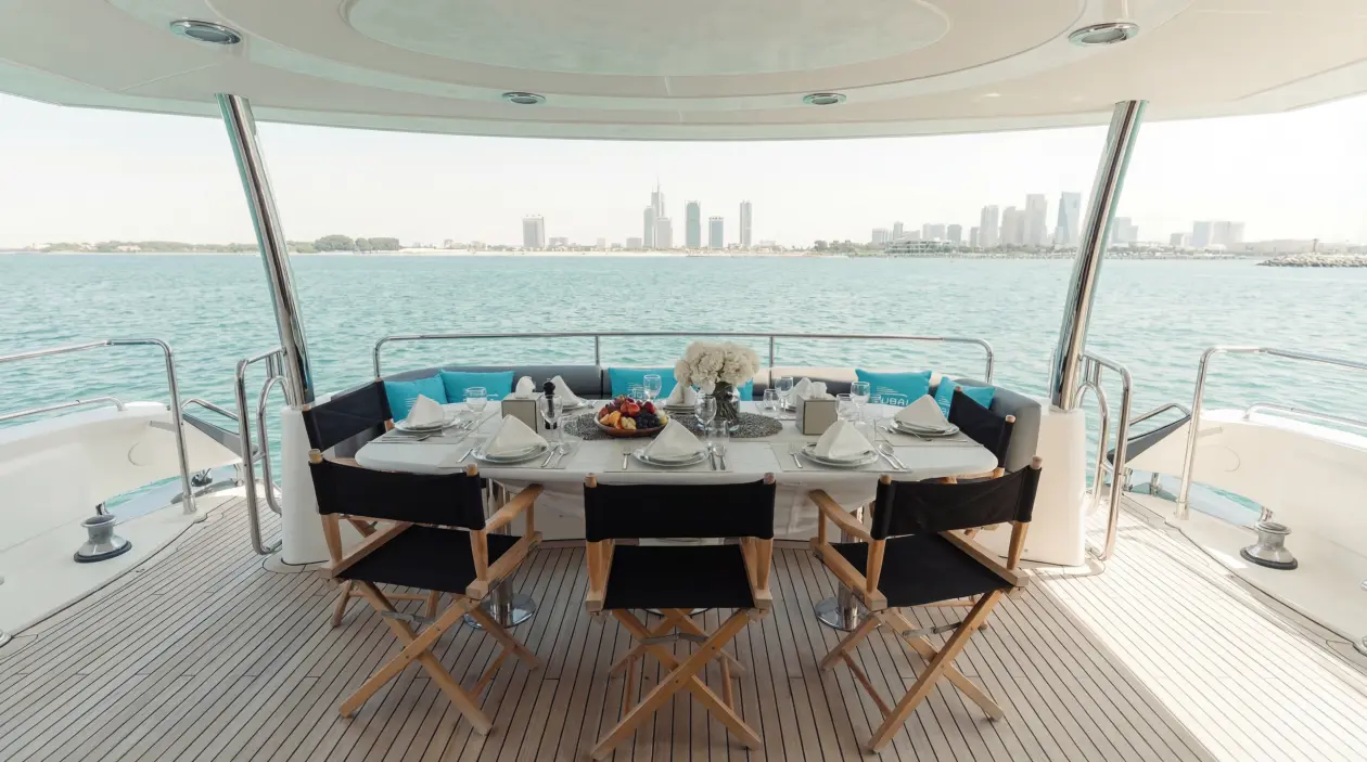 Sunseeker 90ft Motor Yacht, refitted in 2022