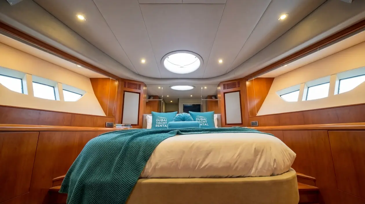 Azimut L-62 ft Motor Yacht, refitted in 2024