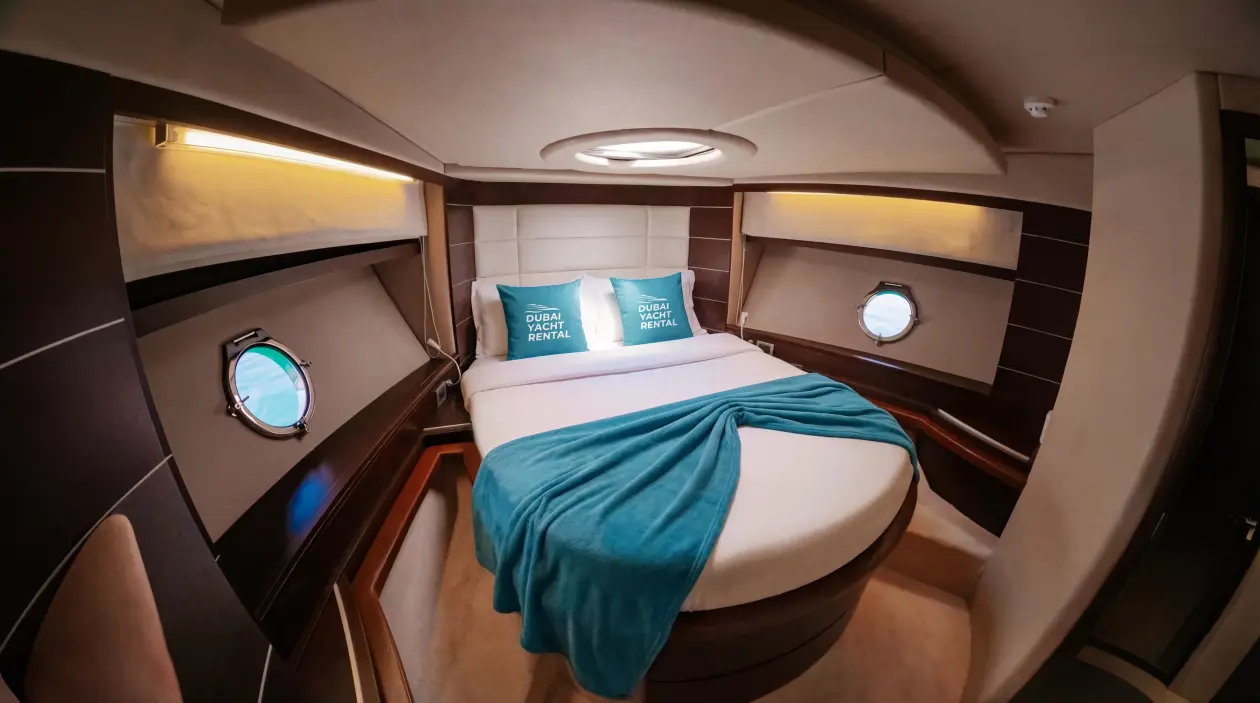 Azimut S-68 ft Motor Yacht, refitted in 2023