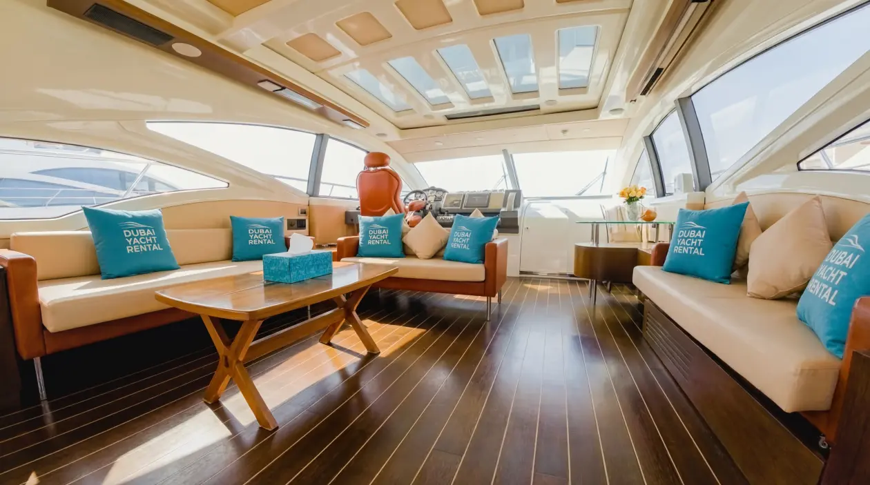 Azimut S-68 ft Motor Yacht, refitted in 2023