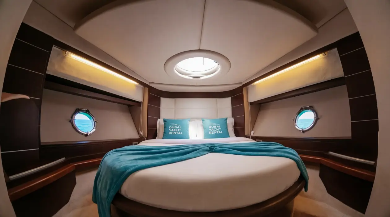 Azimut S-68 ft Motor Yacht, refitted in 2023