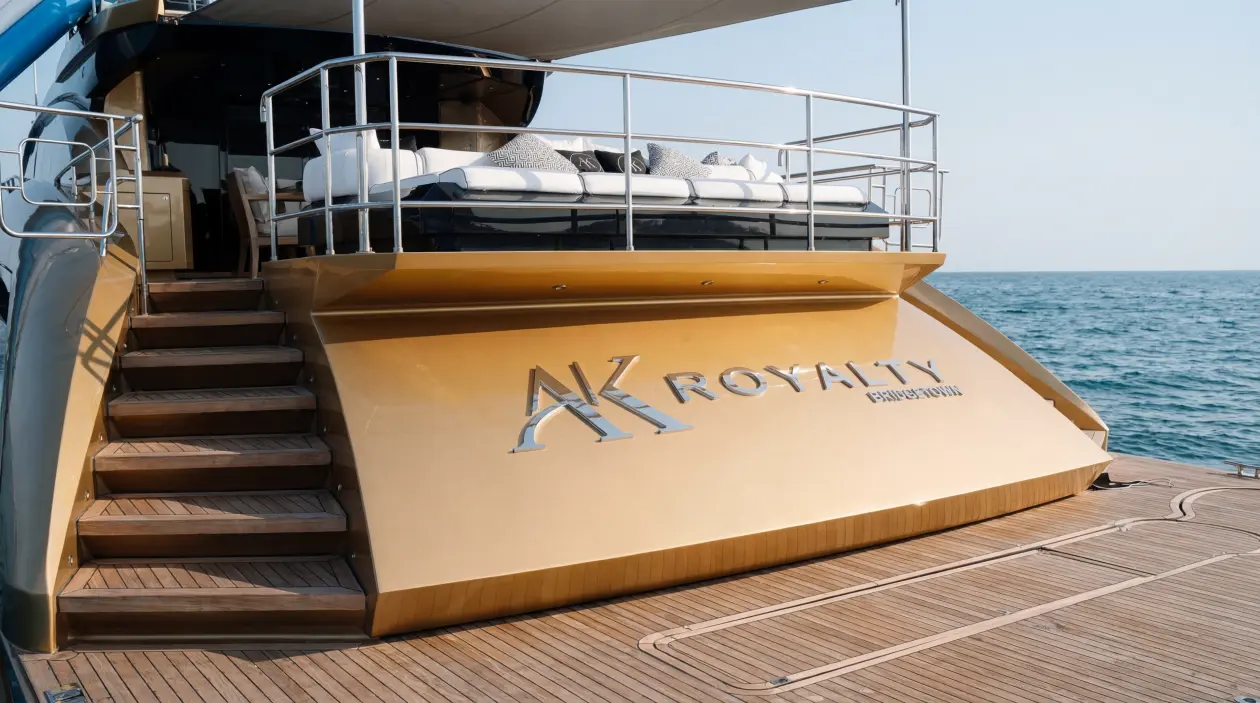 Palmer Johnson 124ft Superyacht Dubai — refitted in 2022