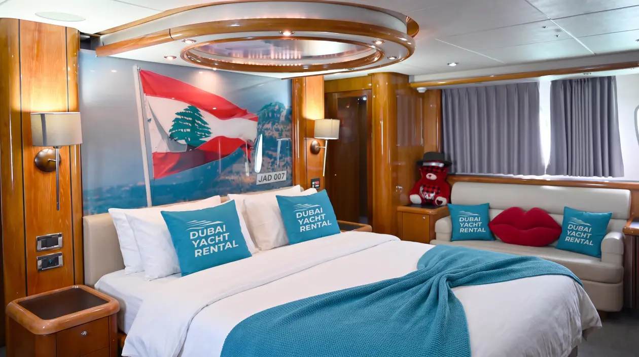 Sunseeker 90ft Motor Yacht, refitted in 2020