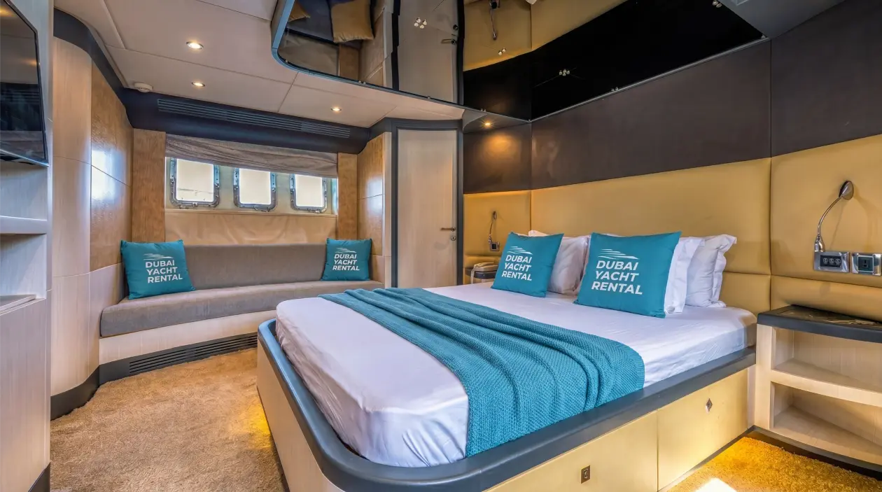 Majesty 77ft Motor Yacht, built in 2014