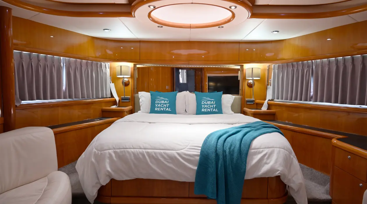 Sunseeker 90ft Motor Yacht, refitted in 2020