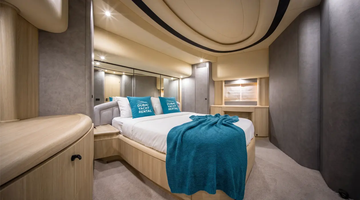 Azimut 85ft Motor Yacht, refitted in 2022