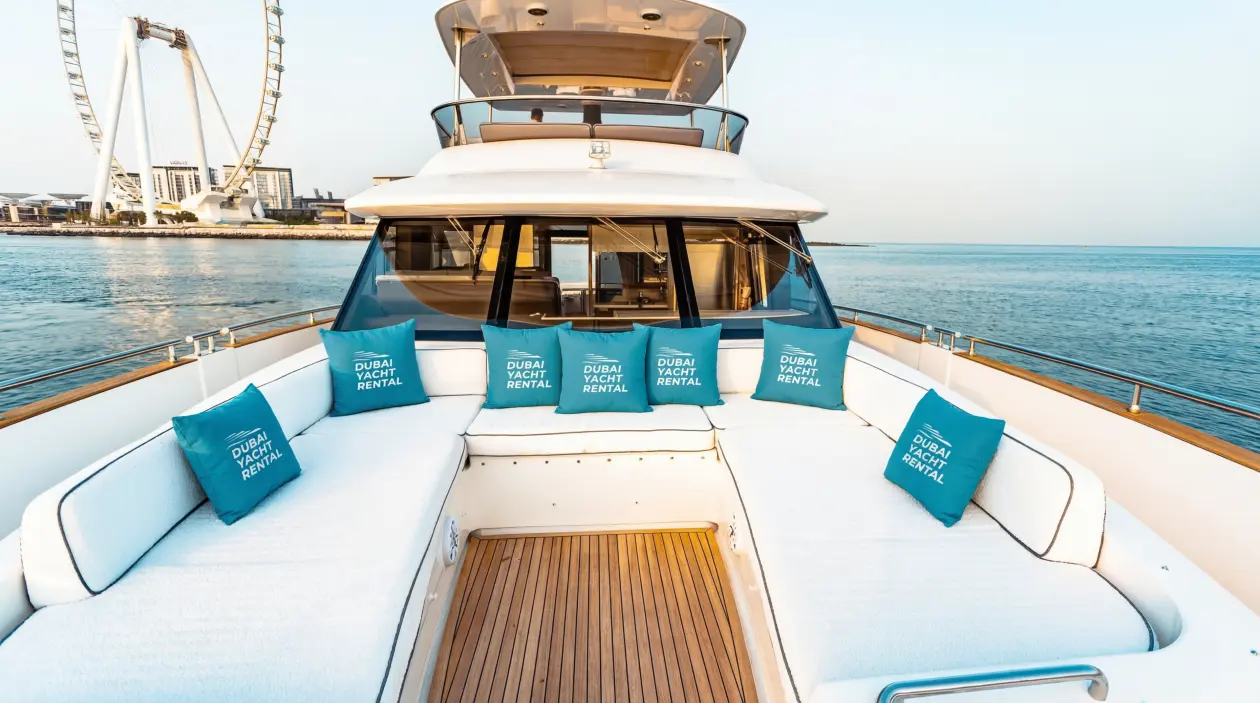 Azimut M-66ft Motor Yacht, built in 2022