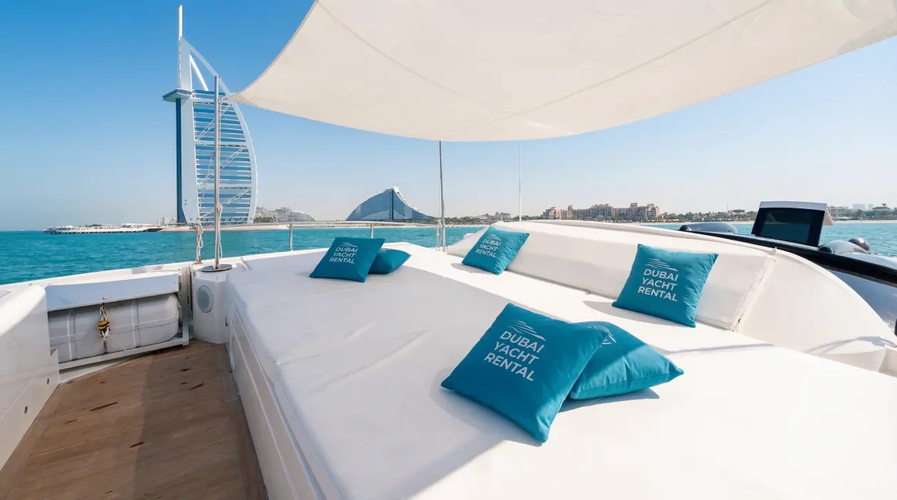 Baia 101ft Motor Yacht, refitted in 2016