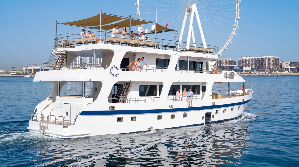 Dubai Marine 125ft Motor Yacht, built in 2020
