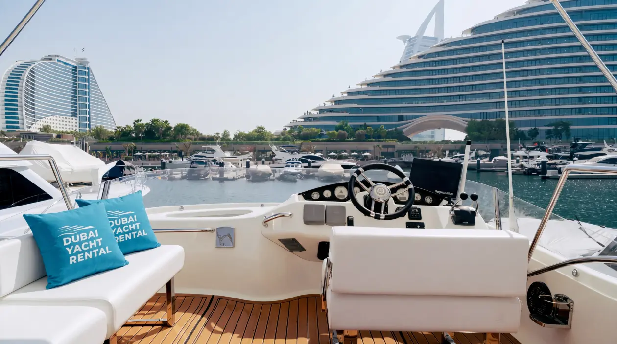 J.Uno 43ft Motor Yacht, refitted in 2024