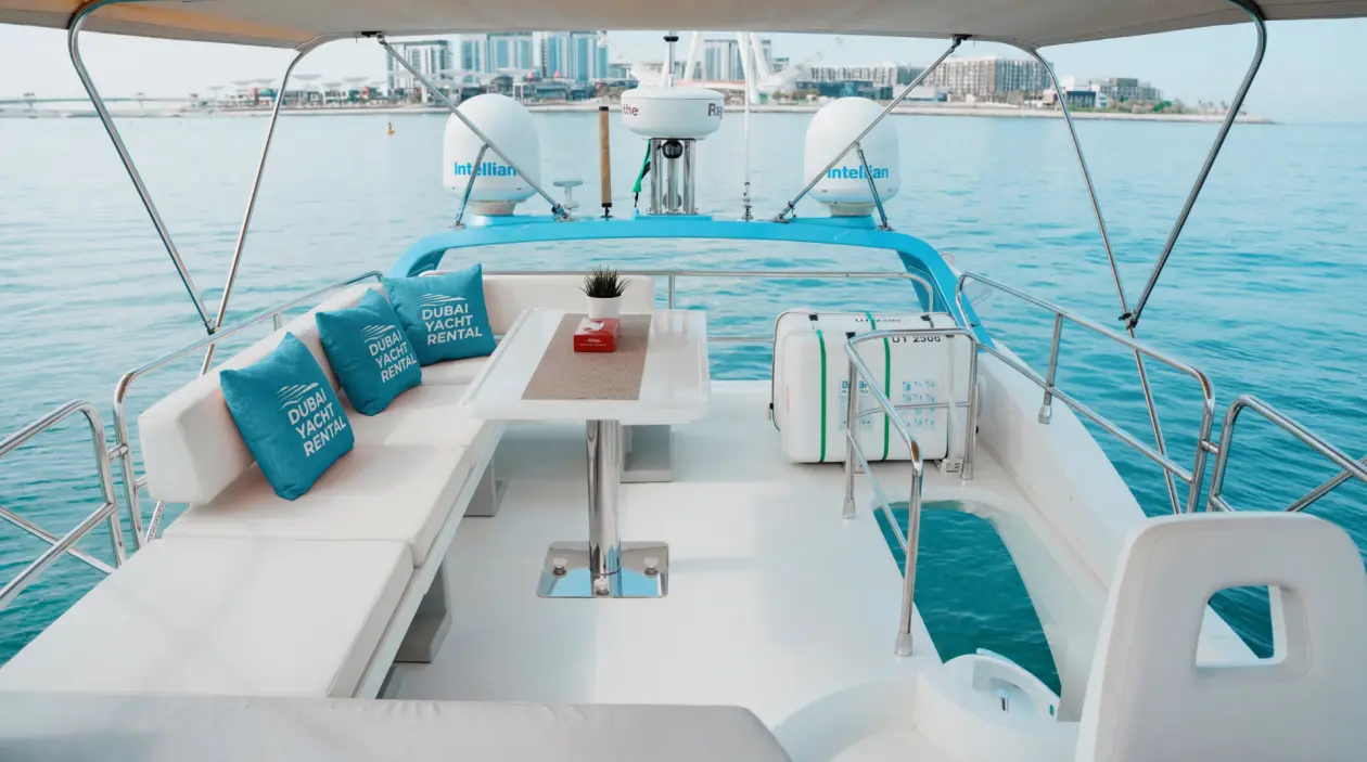 Azimut B-50ft Motor Yacht, built in 2020