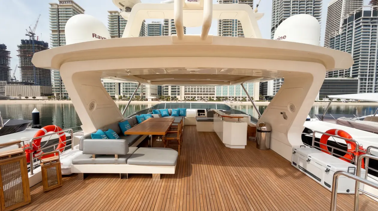 Azimut S-88ft Motor Yacht, refitted in 2024