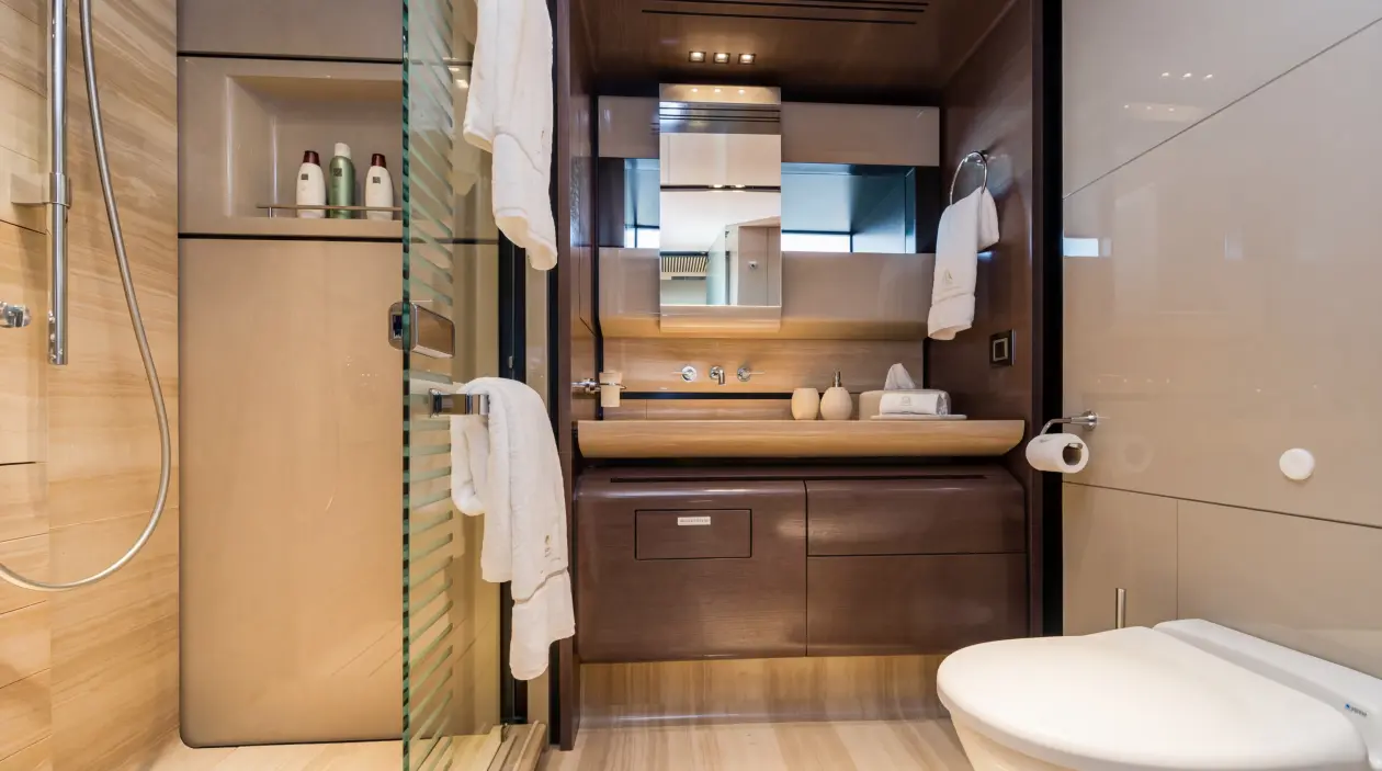 Peri 130ft Superyacht Dubai — refitted in 2020