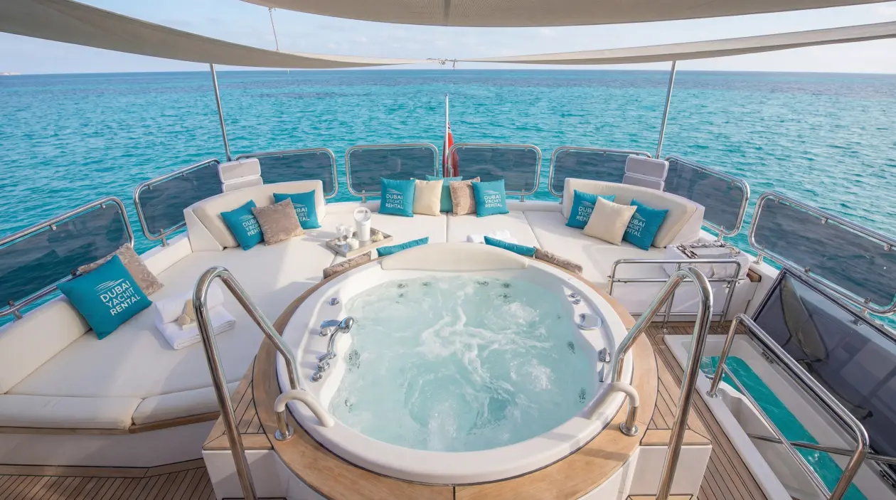 Horizon Yachts 98ft Motor Yacht, refitted in 2023