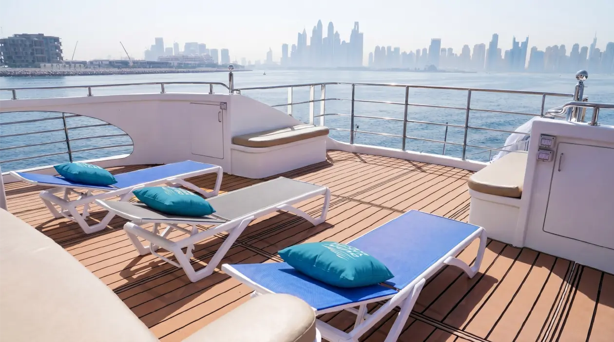 Dubai Marine 125ft Motor Yacht, built in 2020