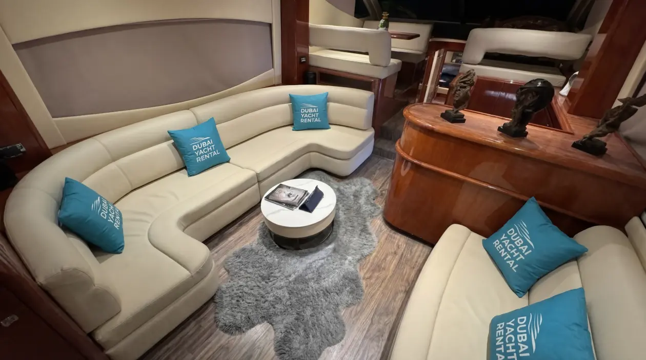 Majesty 50 ft Motor Yacht, refitted in 2022