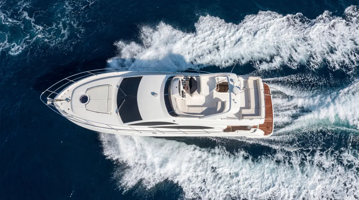 Majesty 50 ft Motor Yacht, refitted in 2022