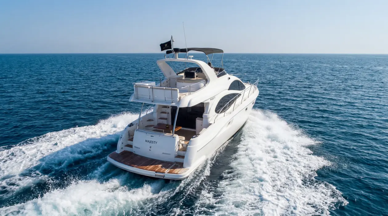 Majesty 50 ft Motor Yacht, refitted in 2022