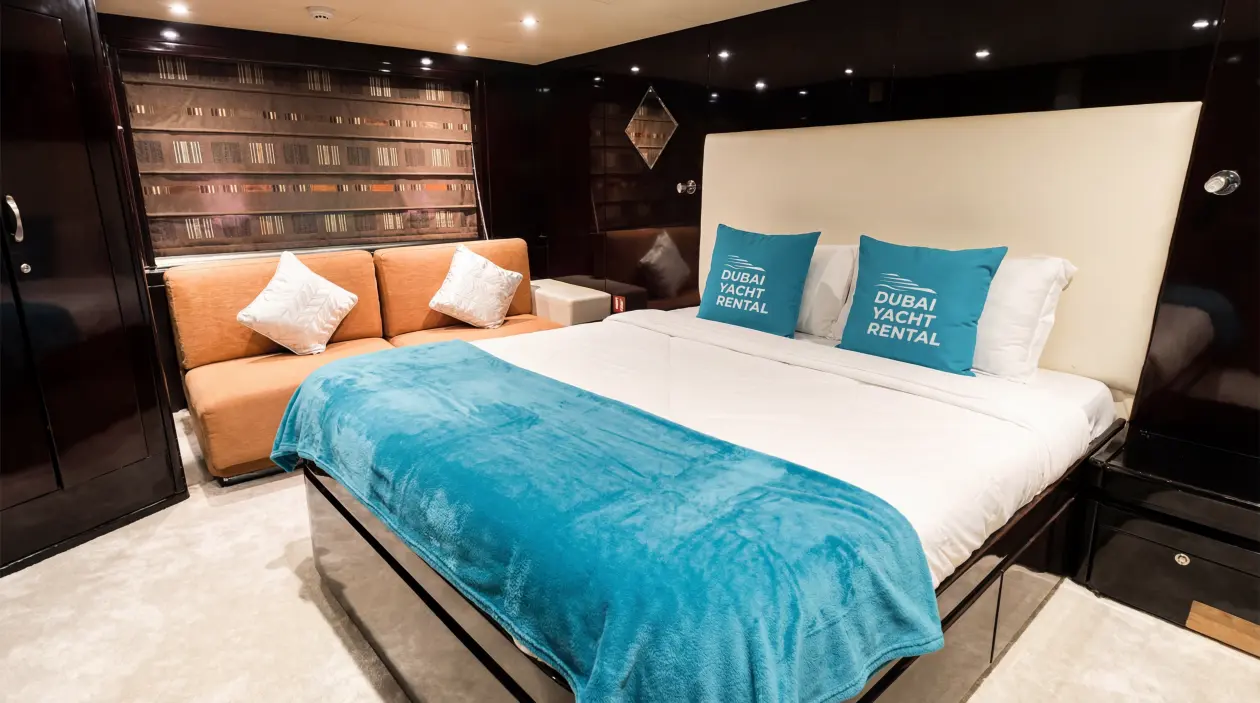 Dubai Marine 75 ft Motor Yacht, refitted in 2022