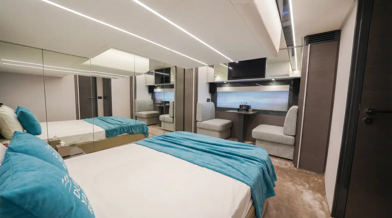 Pershing 54 ft Motor Yacht, refitted in 2024