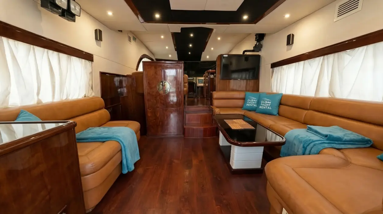 Majesty S-66 ft Motor Yacht, refitted in 2023