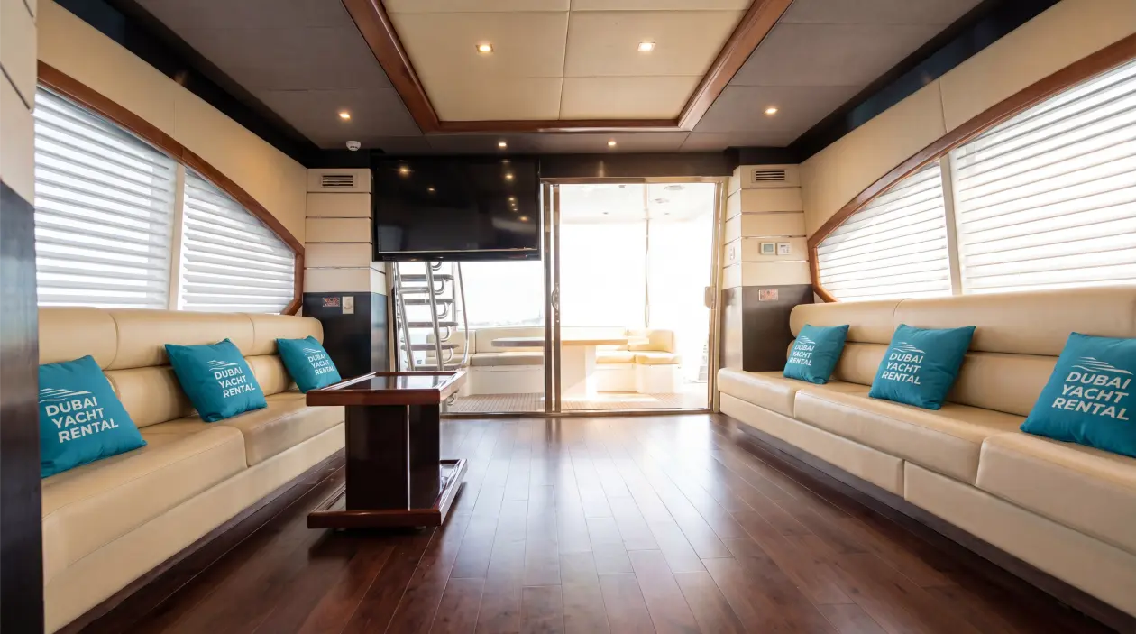 Dubai Marine 95ft Motor Yacht, refitted in 2022