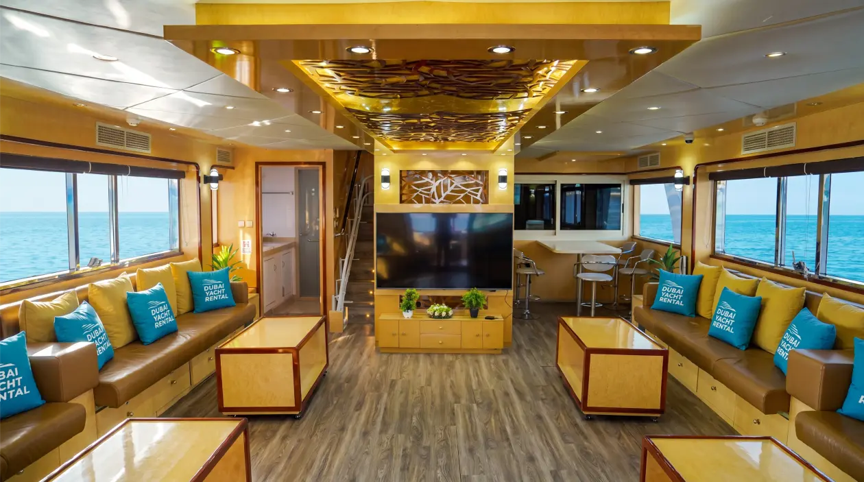 Dubai Marine 125ft Motor Yacht, built in 2020