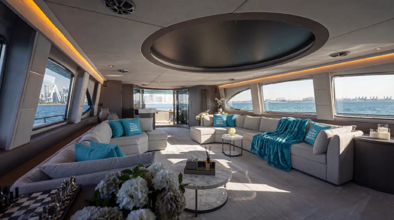 Azimut 100ft Motor Yacht, refitted in 2025
