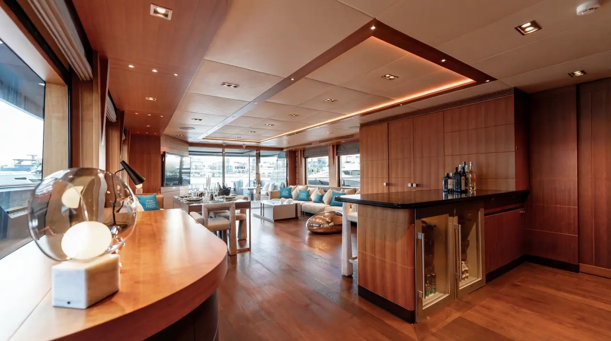 Logos Marine 115 ft Motor Yacht, refitted in 2020