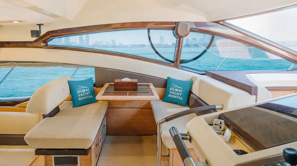 Azimut 48ft Motor Yacht, refitted in 2022