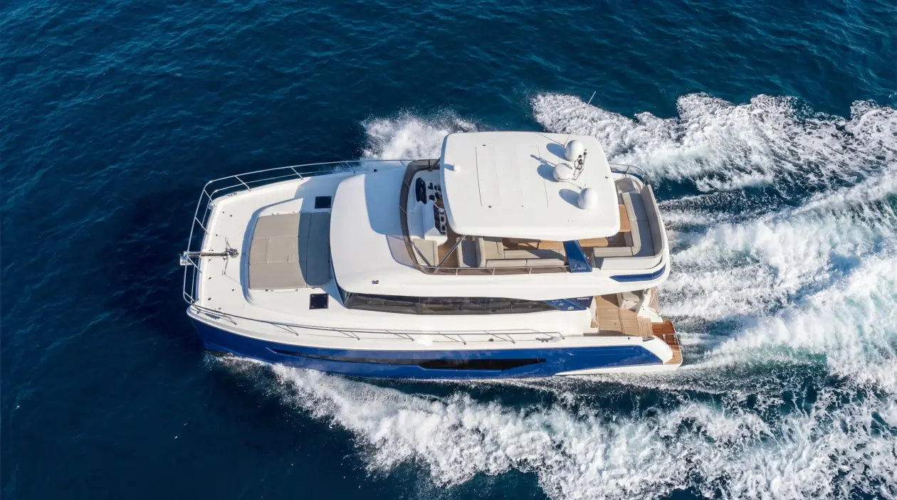 New Skywalker T-62 ft Power Catamaran, built in 2023