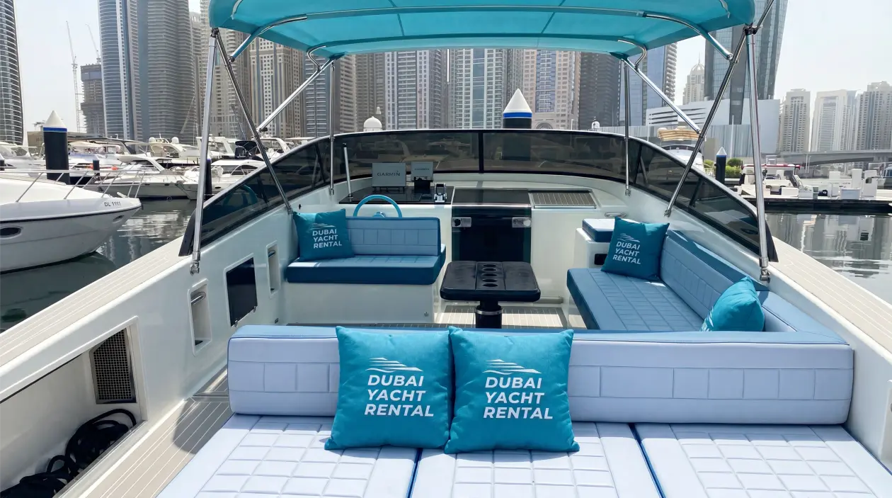 Vanguard Dutch 40ft Motor Yacht, refitted in 2021