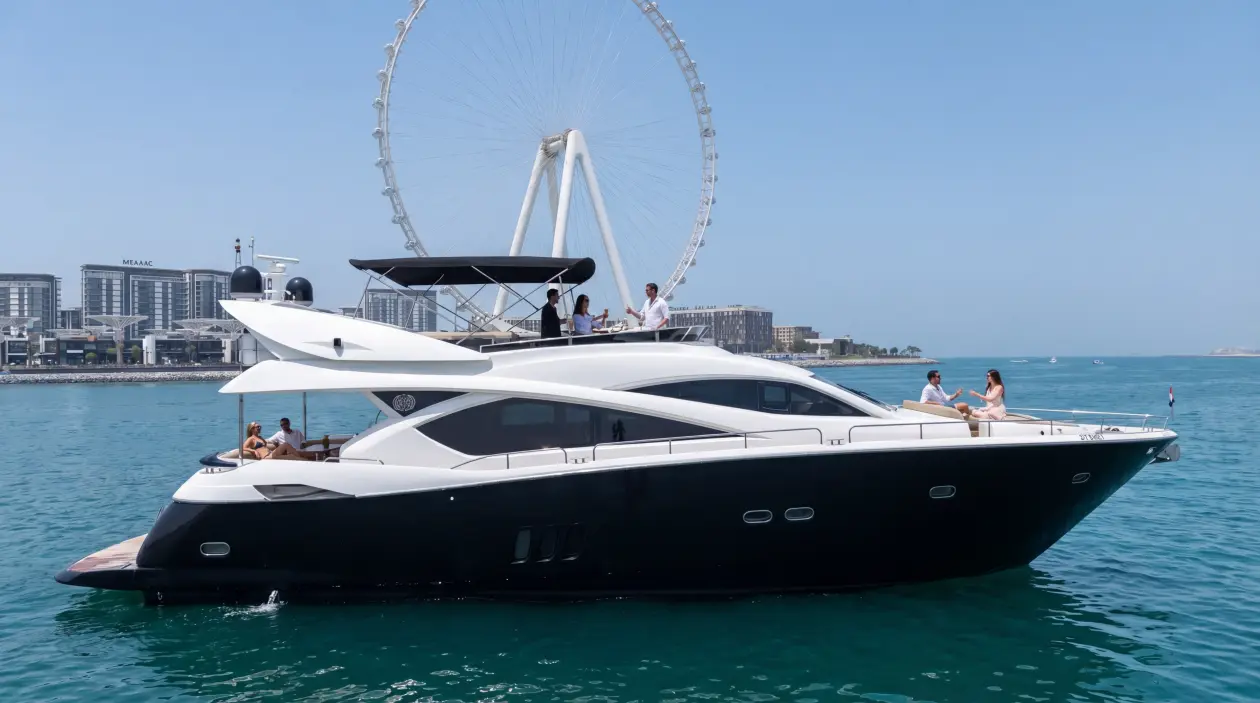 Sunseeker 90ft Motor Yacht, refitted in 2020